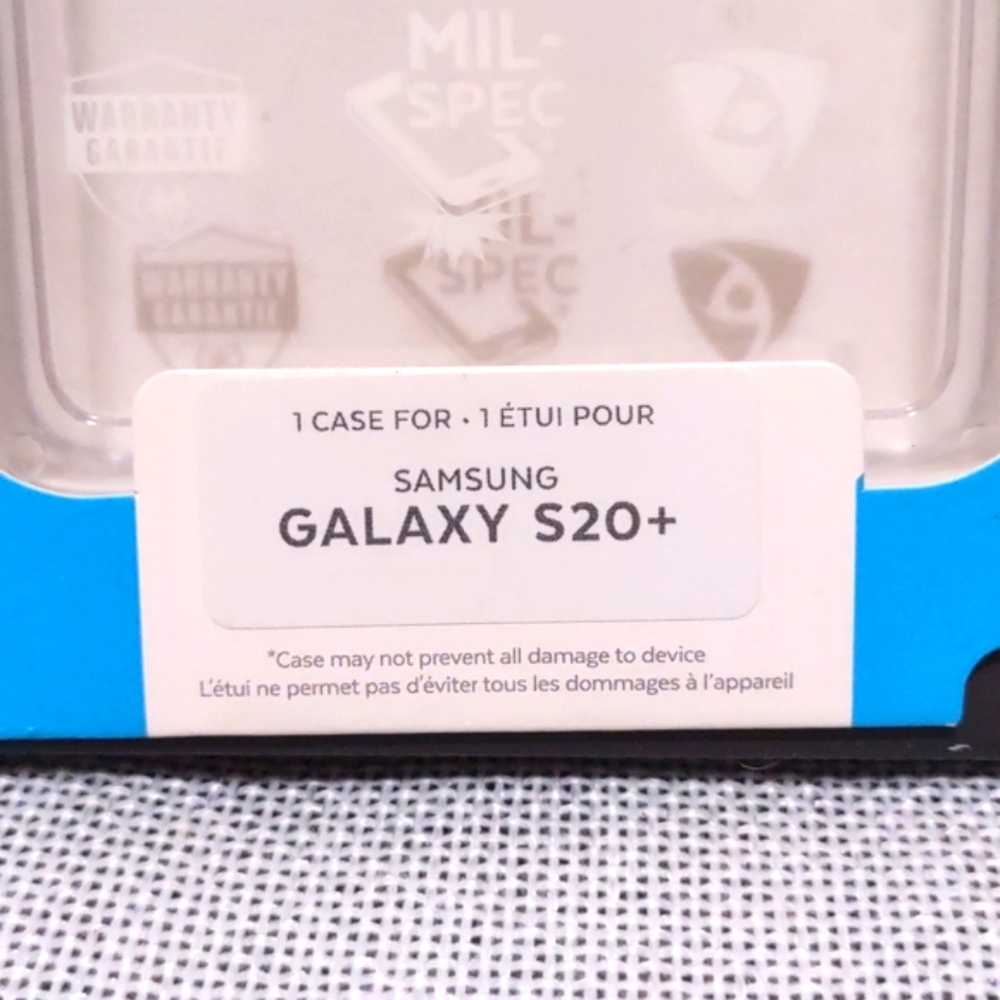 Phone case - Picture 4 of 5